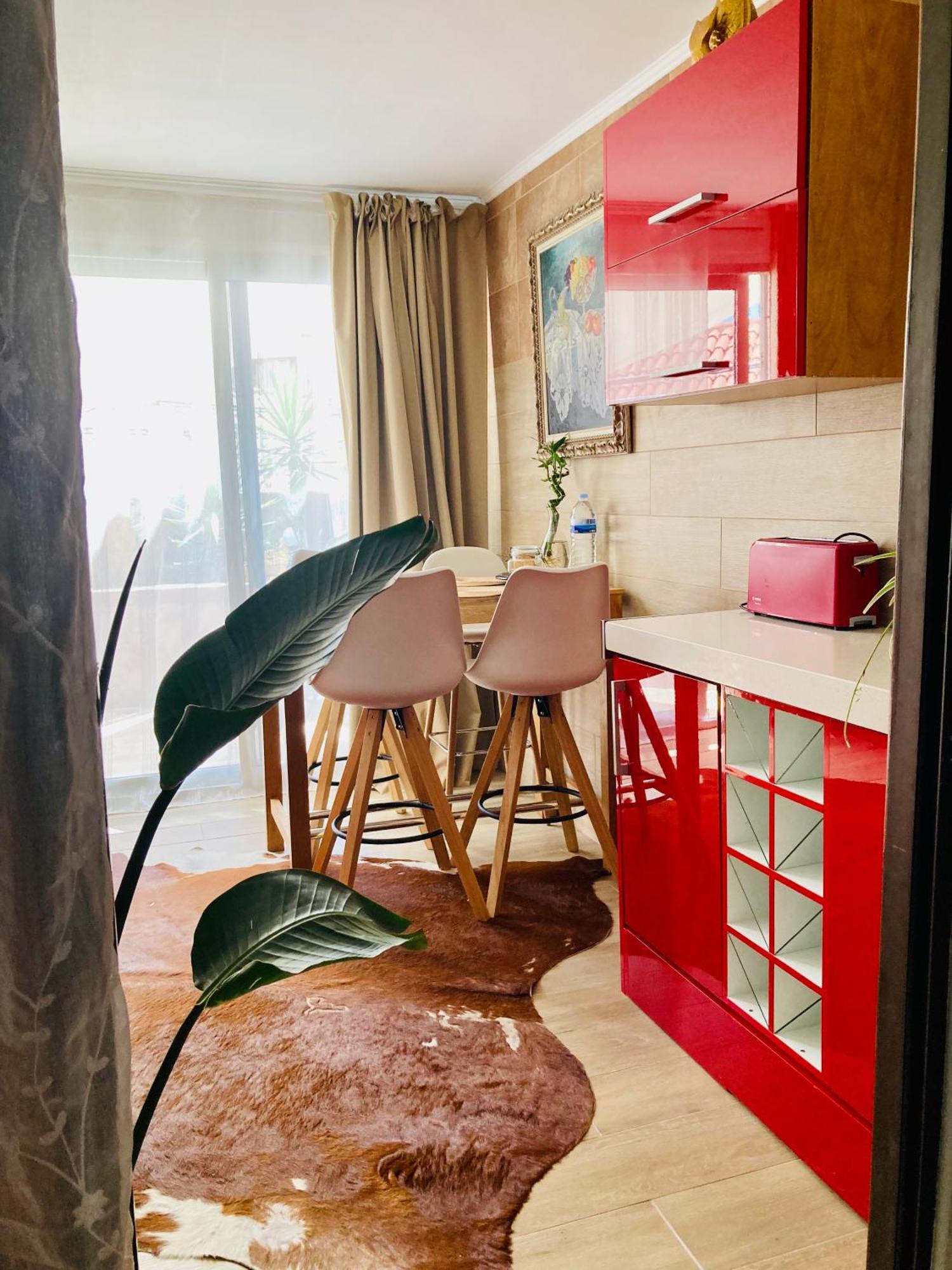 Apartment With Terrace And Pool, Los Cristianos Лос Кристианос Экстерьер фото