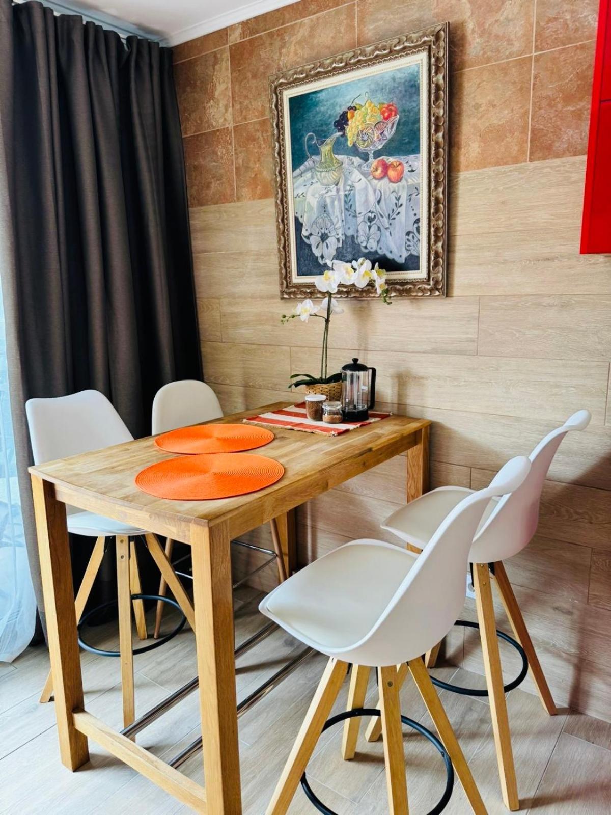 Apartment With Terrace And Pool, Los Cristianos Лос Кристианос Экстерьер фото